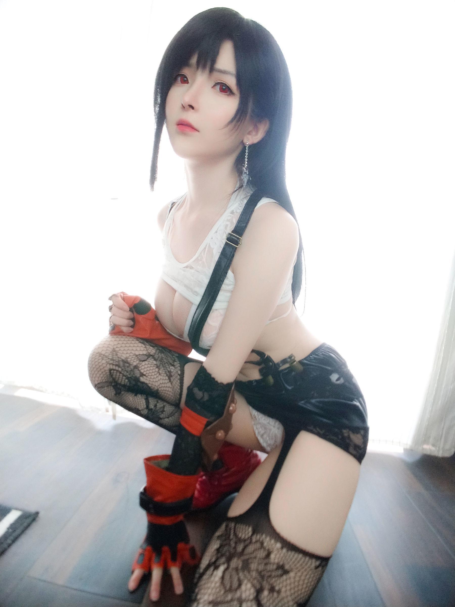 [网红Coser] 一小央泽 《蒂法同人》 写真集(27)