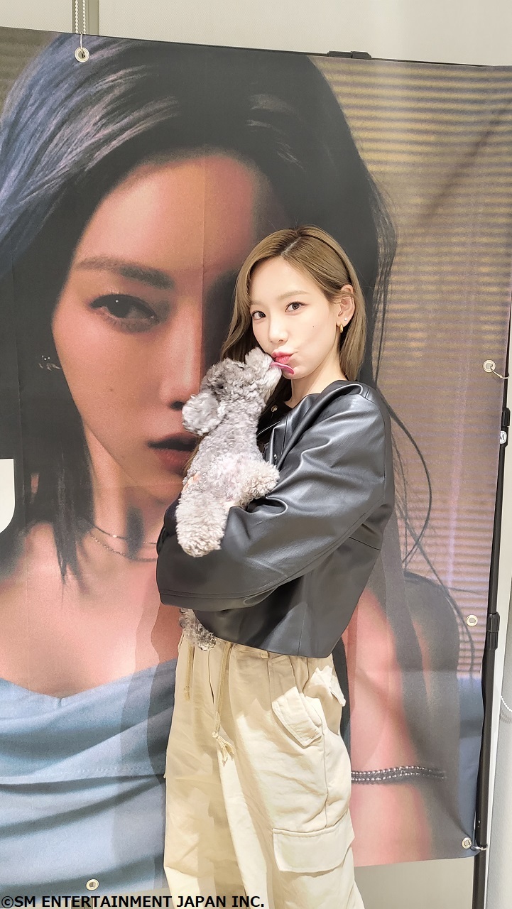 TAEYEON トレカ ‘Sone 71GPi37HmXL._UF894,1000_QL80_.jpg
