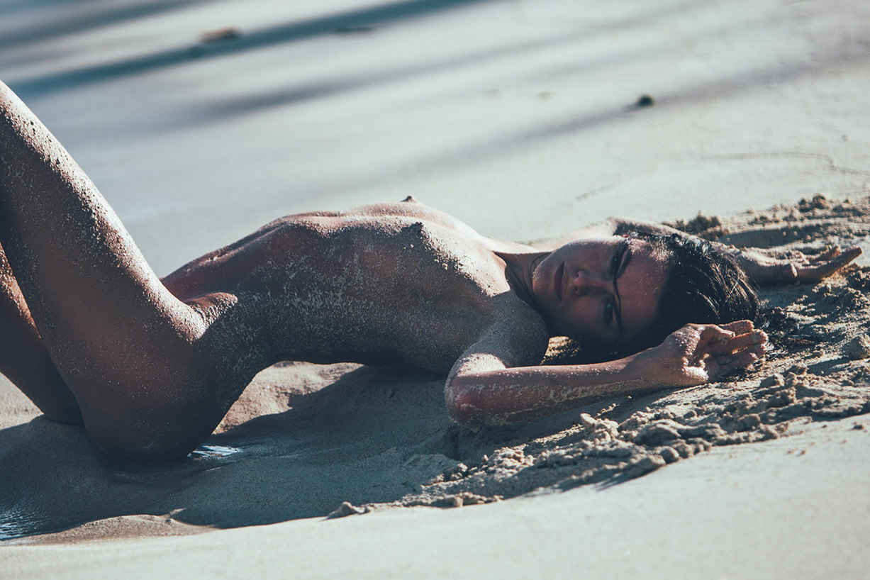 Cool Water / Pauline Moulettes by Nicolas Larriere / Yume Magazine Cool Water / Pauline Moulettes by Nicolas Larriere / Yume Magazine