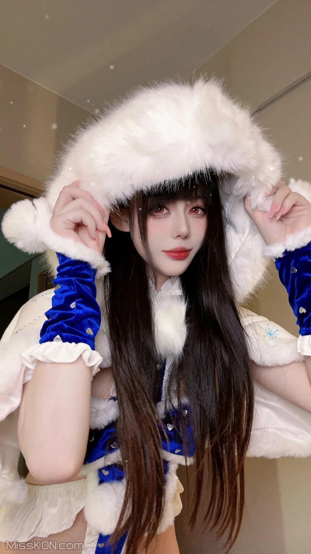 Coser@九言: 圣诞礼物自拍 (30 photos )(23)