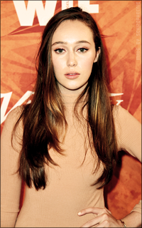 Alycia Debnam-Carey JLlRlkmj_o