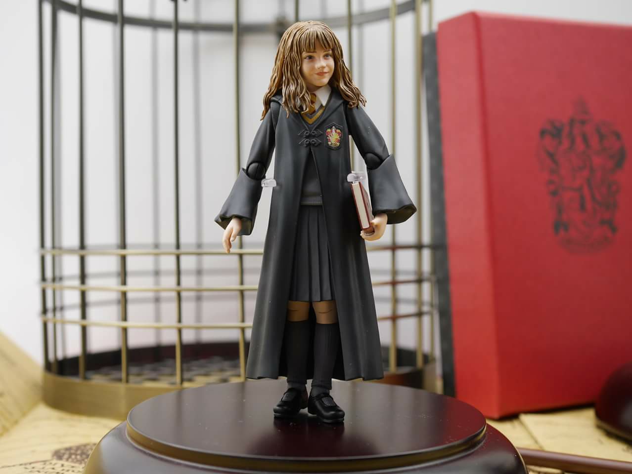 SHF Hogwarts Harry Potter - SH Figuarts (Bandai) - Page 2 DBMbeDGy_o