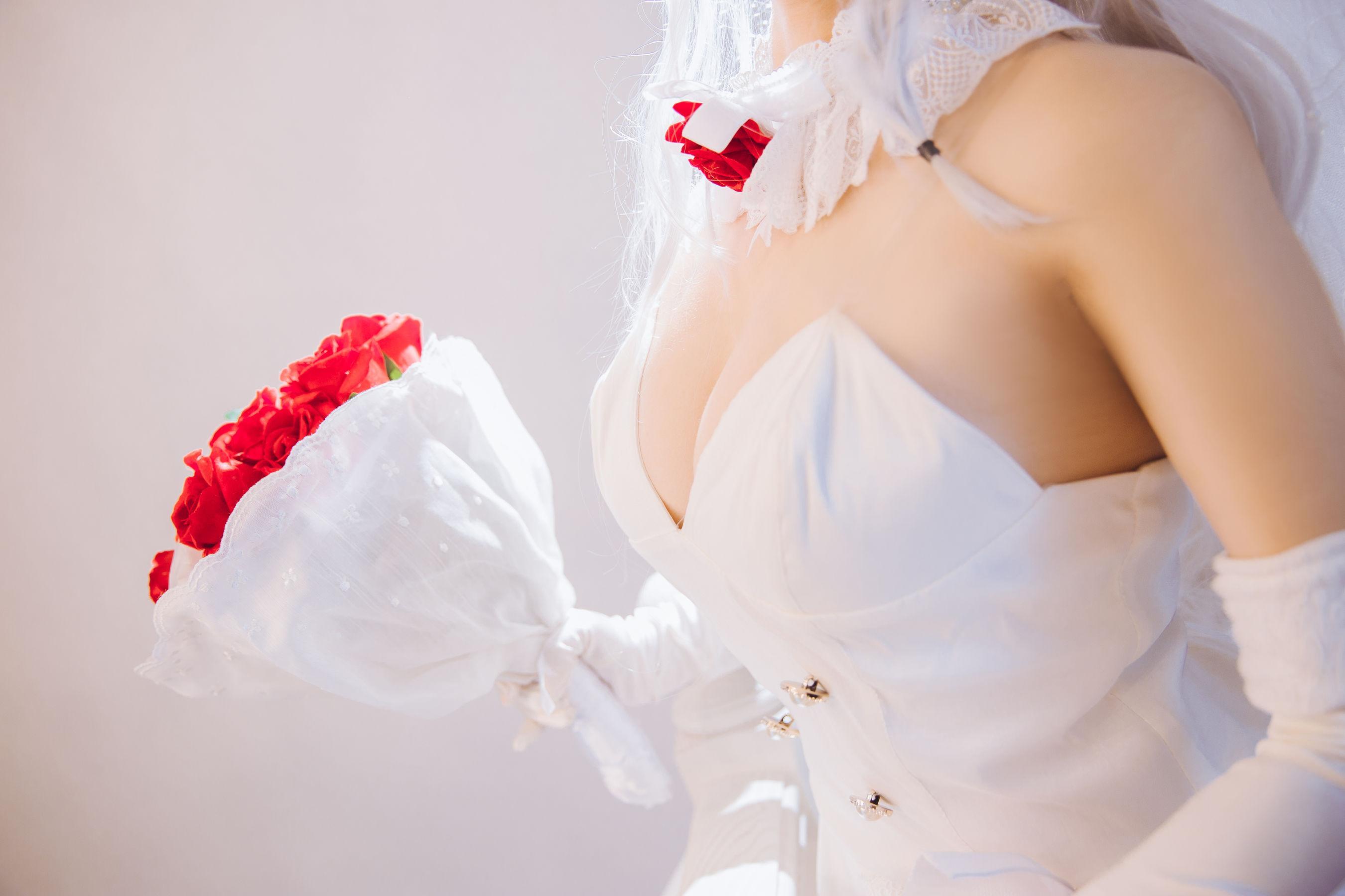 [网红Coser] 日奈娇 《g36c 礼服》 写真集(37)