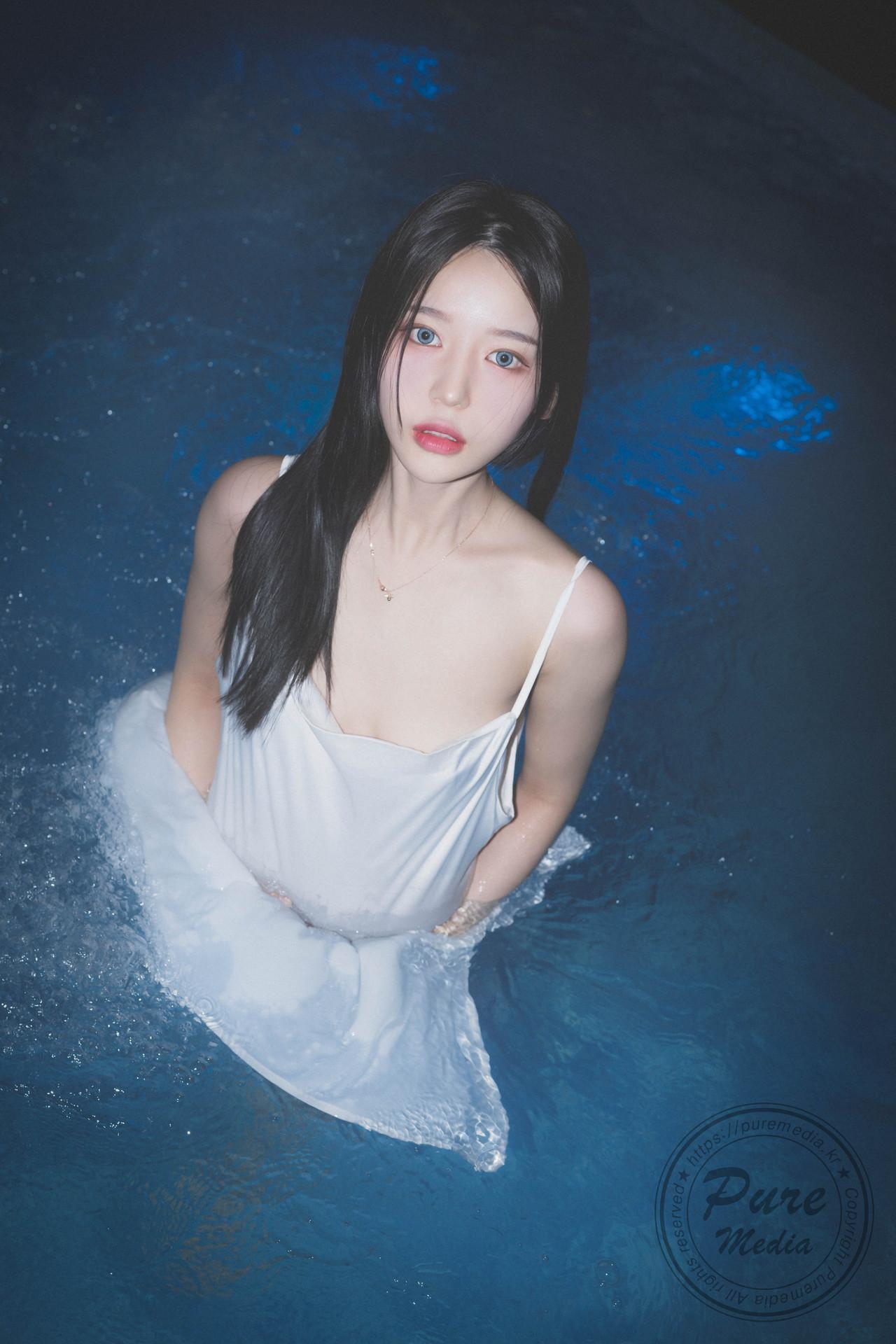 Yeha 예하, [PURE MEDIA] Vol.239 누드 디지털화보 Set.02(23)