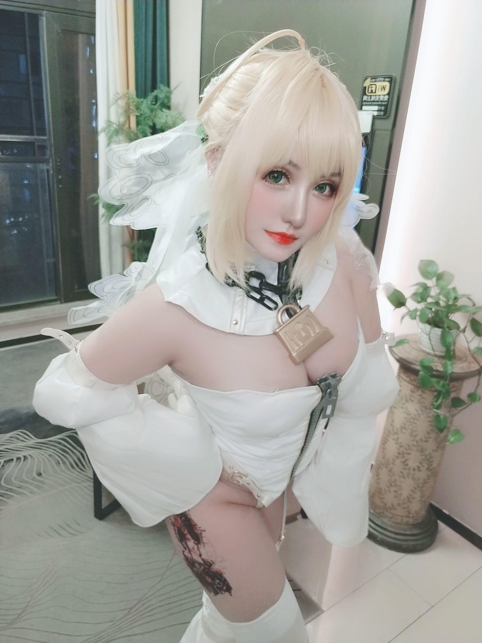 夏鸽鸽不想起床 《尼禄花嫁》 写真集(19)