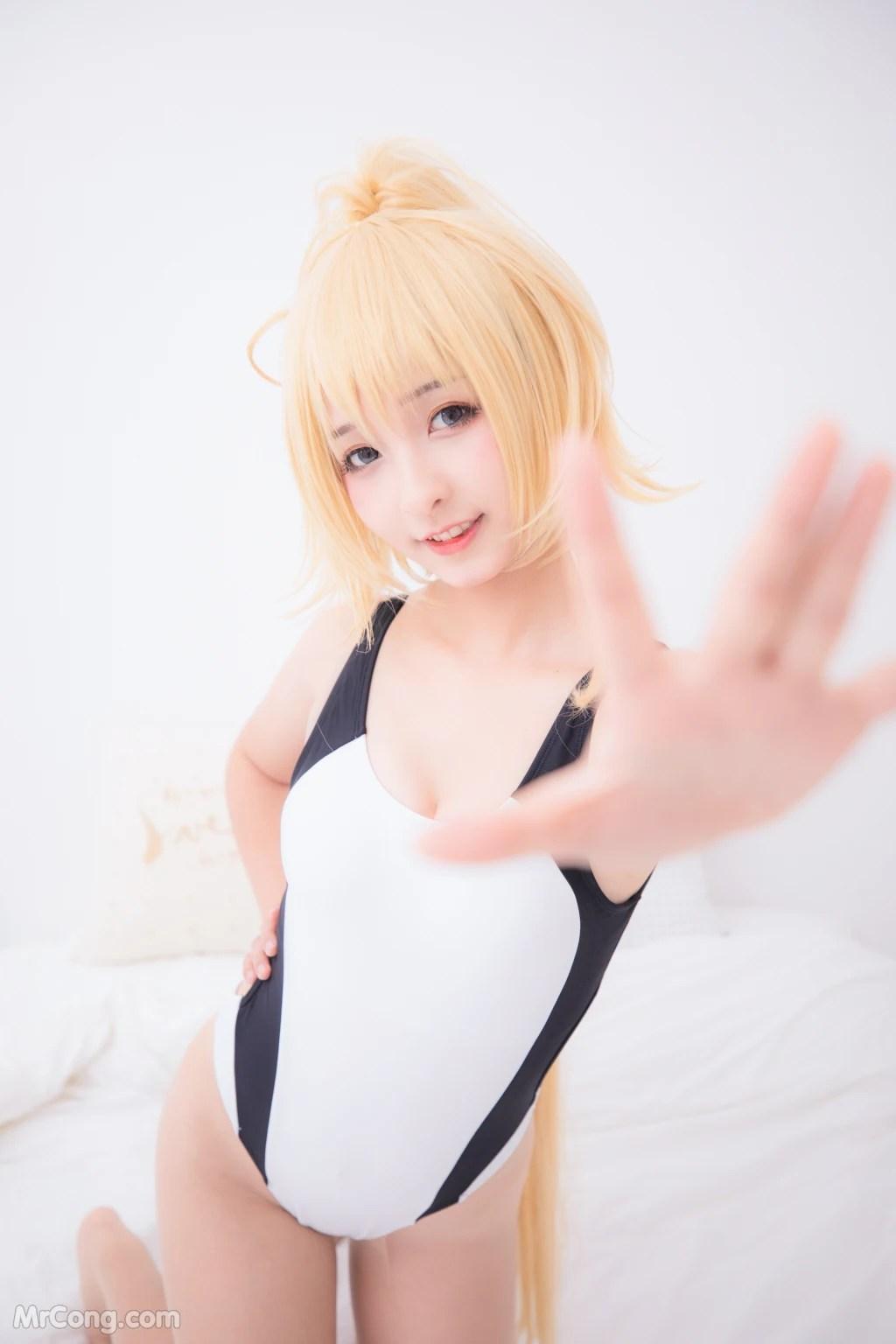 Coser@神楽坂真冬 Vol.036: 电子相册-白贞德《Swimingthedrea》(150 photos)(78)