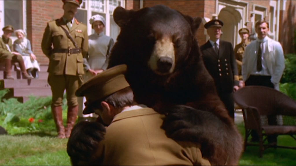 Медведица по имени Винни / A Bear Named Winnie / 2004 image host