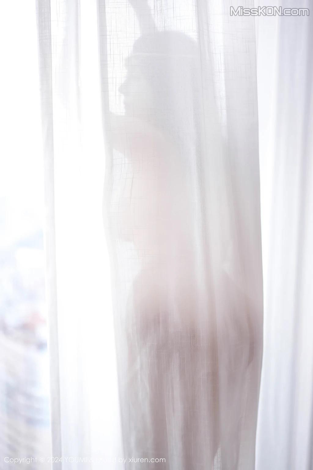 YouMi Vol.1091: Yun Er (允爾) (70 photos)(68)