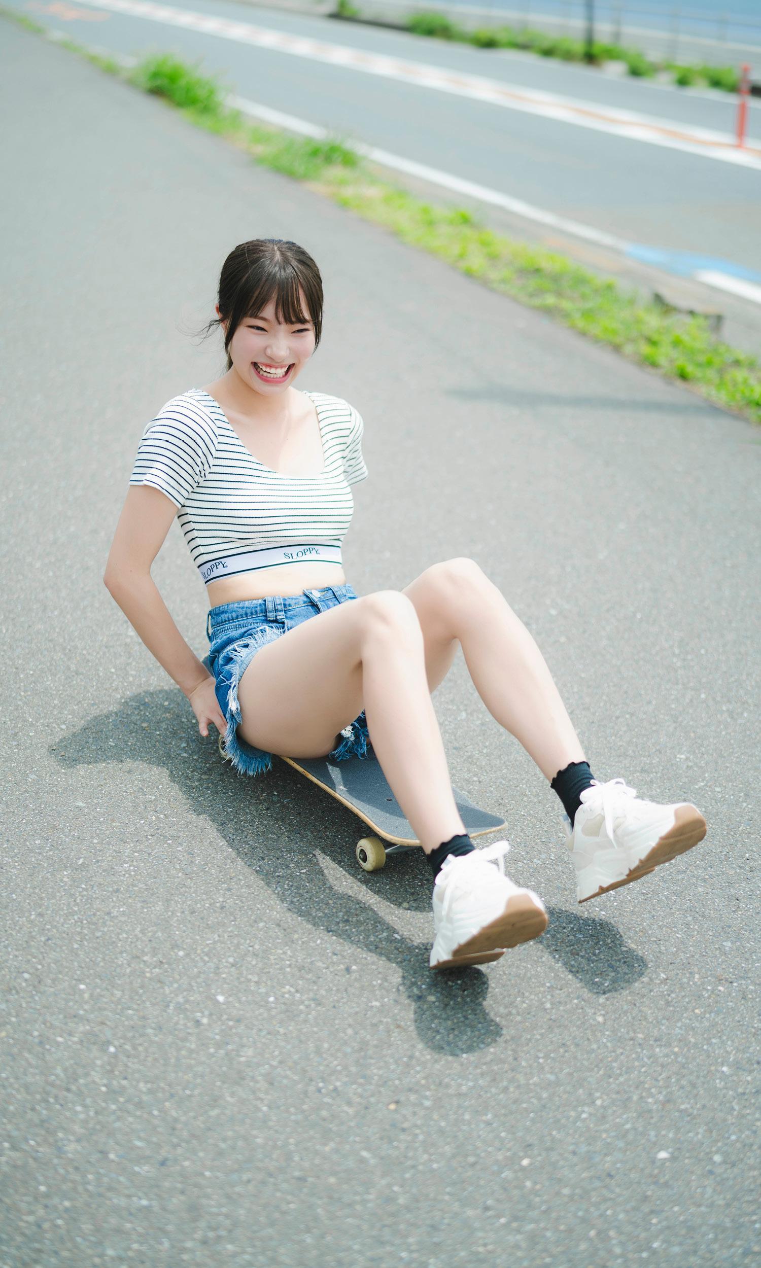 Natsuki Satonaka 里仲菜月, 週プレ Photo Book 「こっち向いて、なっちゃん！」 Set.03(3)