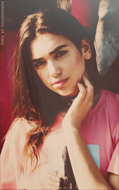 Dua Lipa JU9x2IpI_o