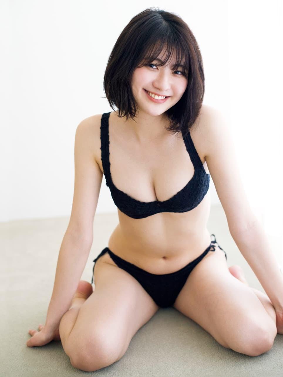 Minami Yamada 山田南実, FRIDAY 2021.04.16 (フライデー 2021年4月16日号)(8)