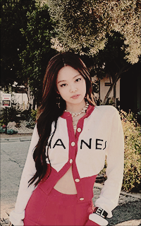 jennie kim ZIpX0mfu_o