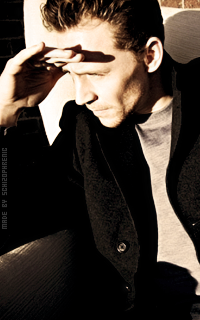 Tom Hiddleston WvZYCosf_o