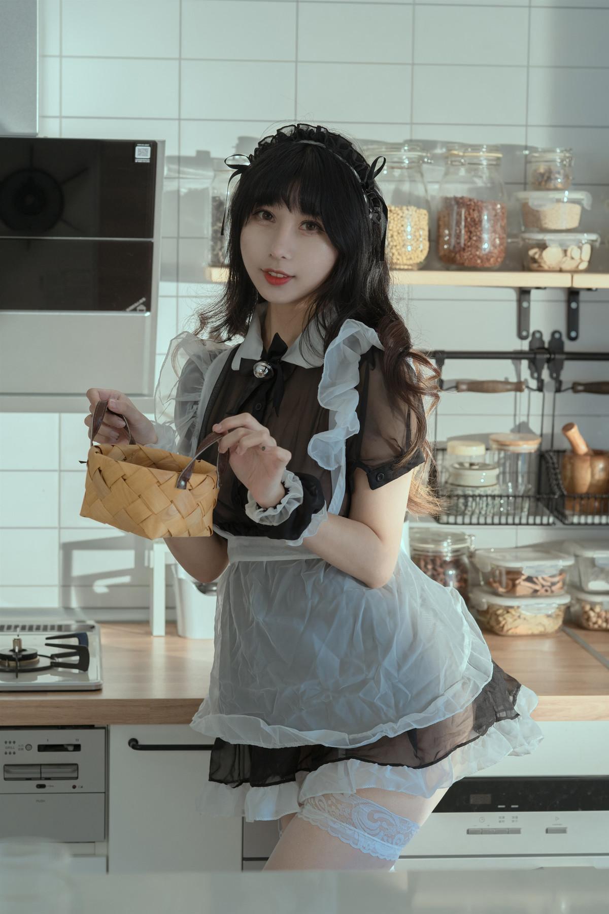 Cosplay 云溪溪 奶桃女仆(2)