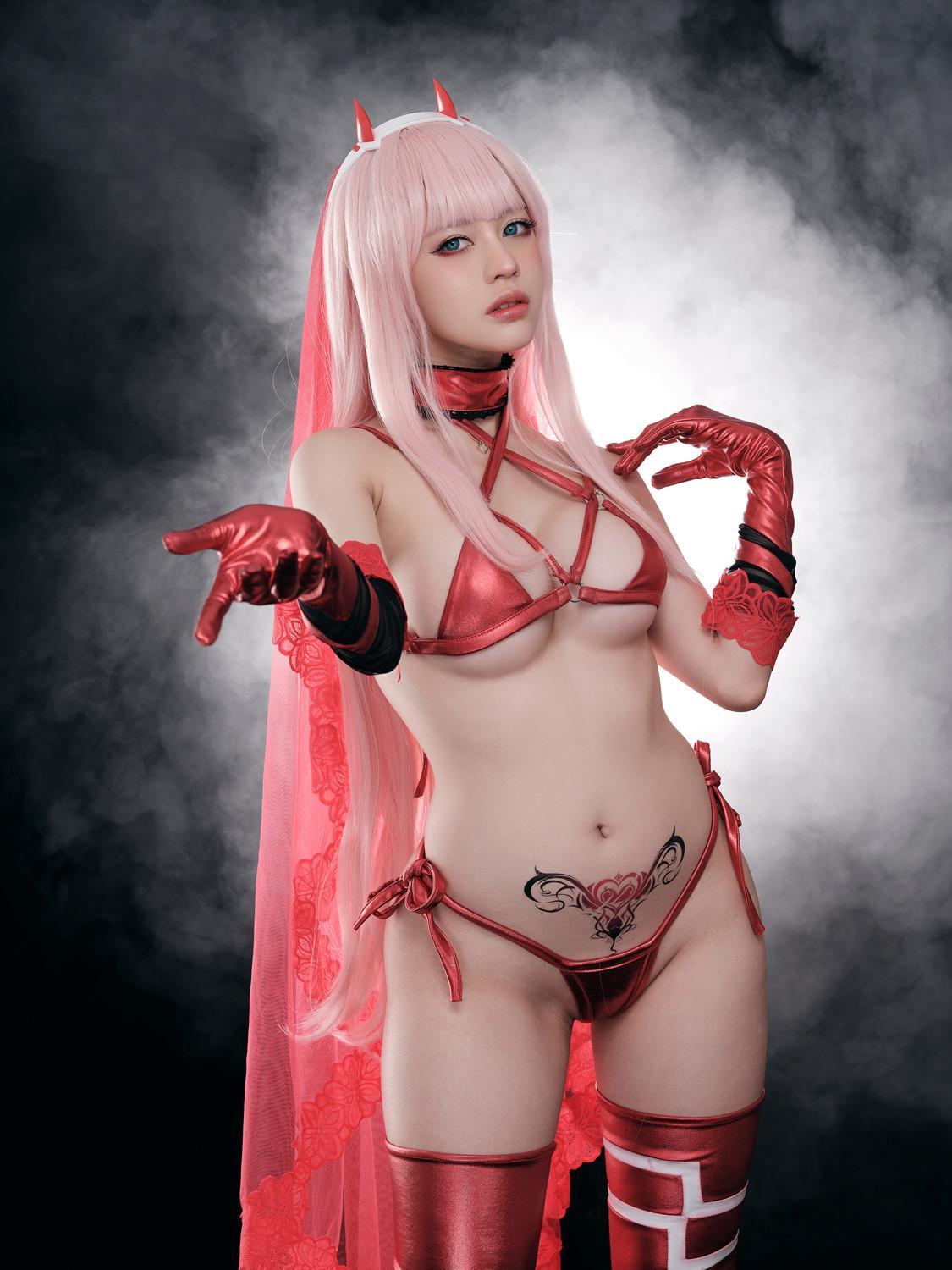 Cosplay PingPing平平 – Zero Two(2)