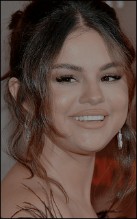 Selena Gomez RYdgnHPY_o