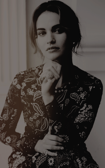 Lily James BBlcpscd_o