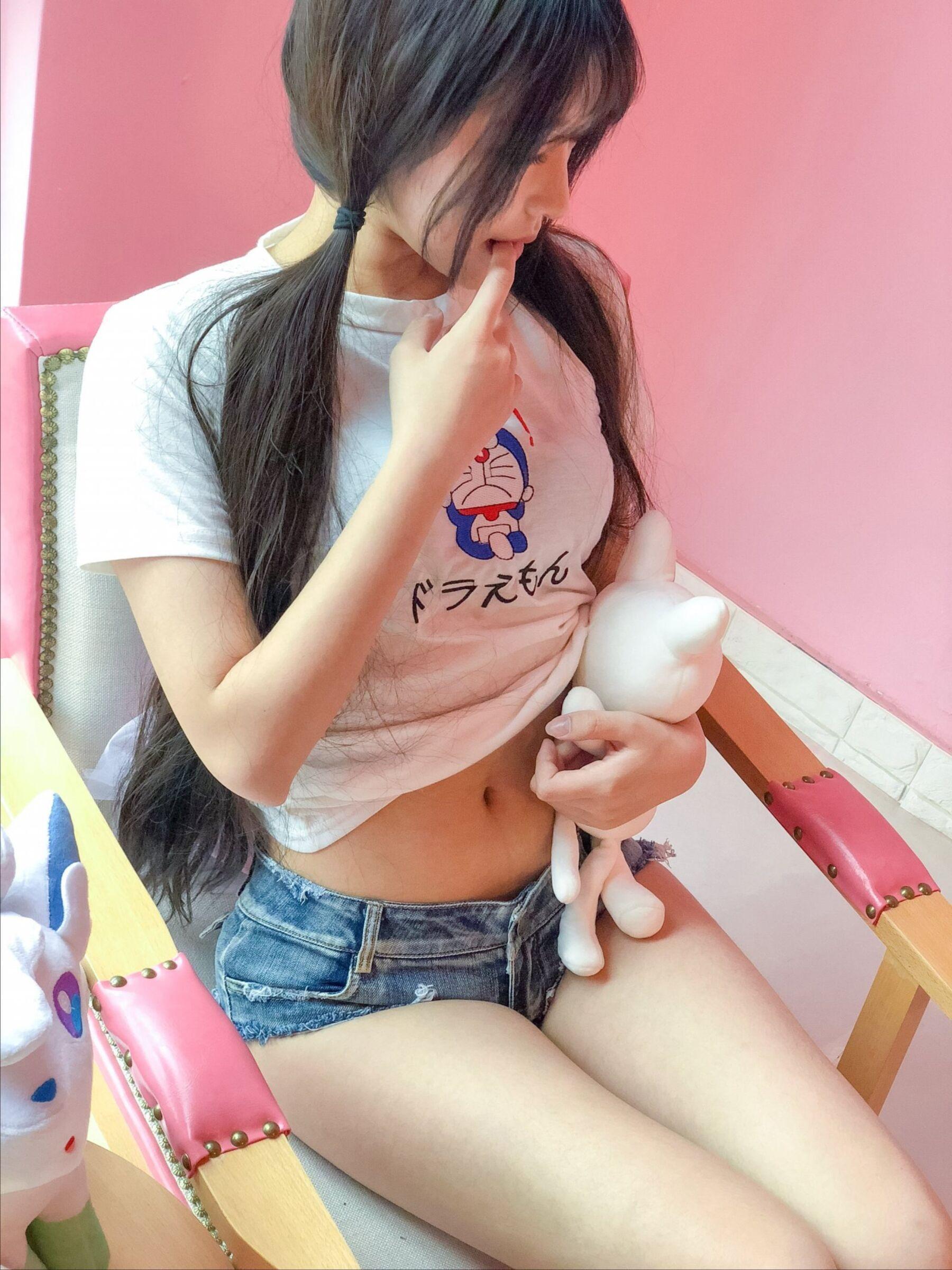 国模人体 是你的猫仙啊《窗前粉红少女》(67)