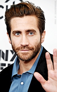 Jake Gyllenhaal - Page 4 D7IWy98t_o