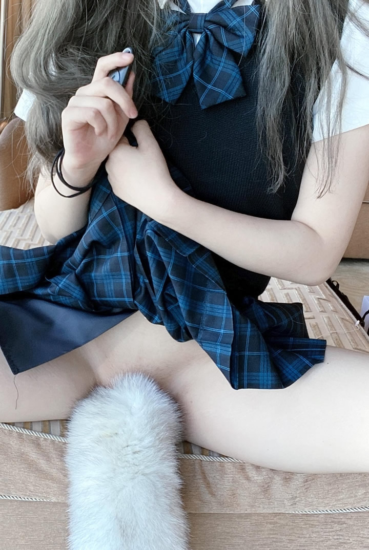 Wink is cute Wink-cute British school uniform 3