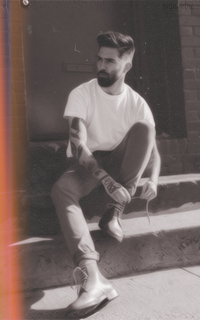 Chris John Millington - Page 5 JvKAiHgY_o