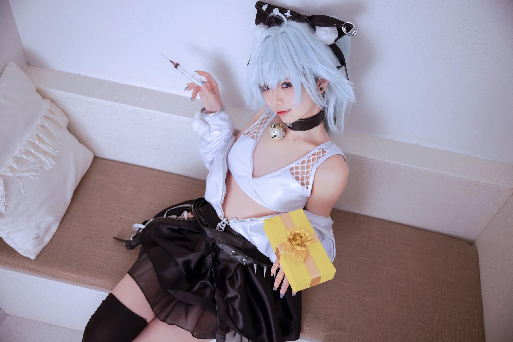 Cosplay G44不会受伤 芙洛伦白情(7)