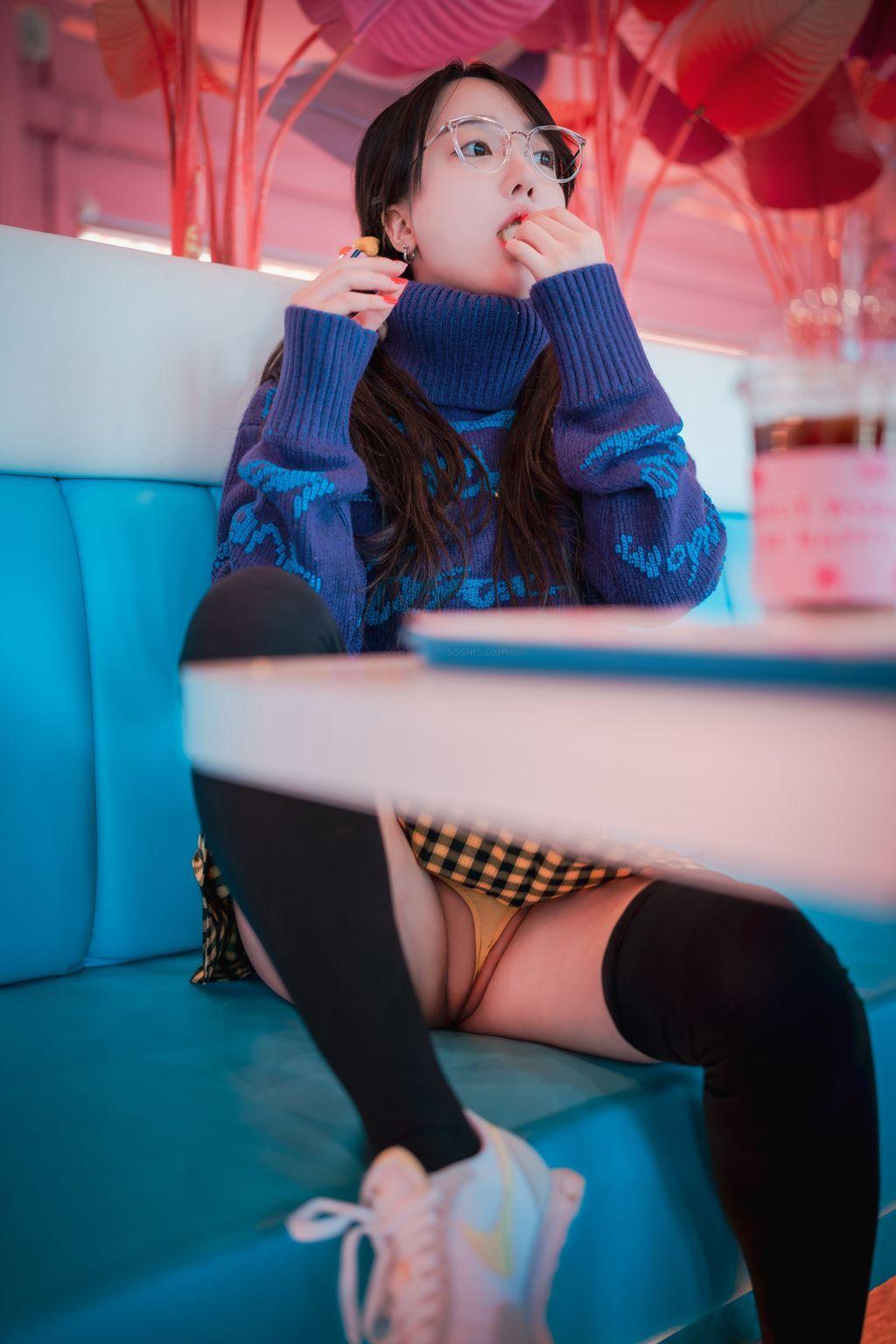 DJAWA Photo - Son Ye-Eun (손예은): "Early Spring Walk in March Vol.2" (+S.Ver) (156 photos)(98)