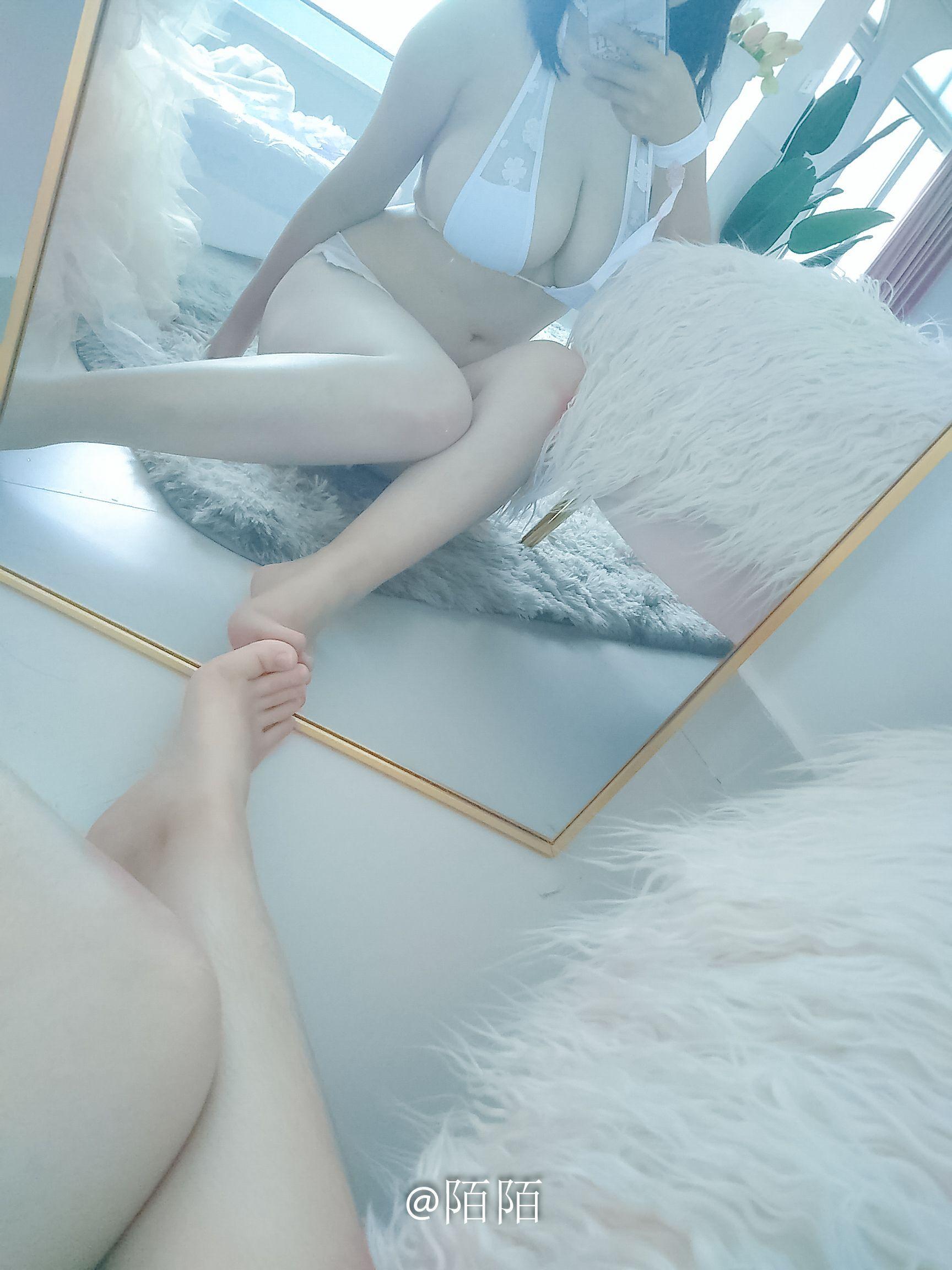 [网红Coser] 韶陌陌 《爱宕》 写真集(19)