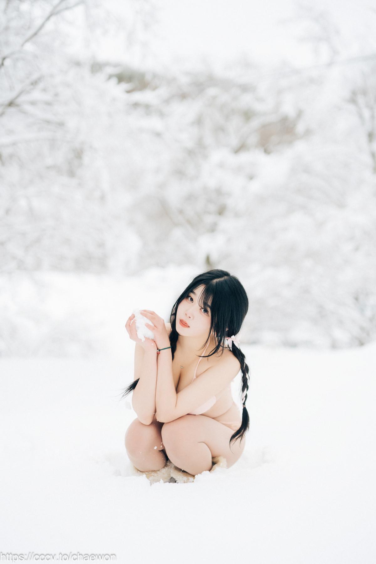 ZIA.Kwon 권지아, [Loozy] Snow Girl Set.01(55)