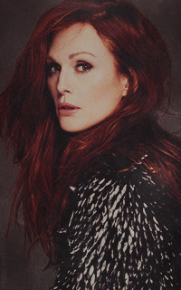 Julianne Moore WJuxpU6Q_o