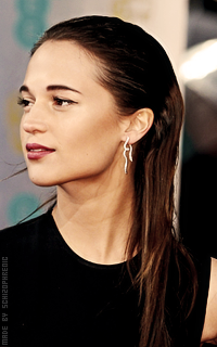 Alicia Vikander WbuCHfG5_o