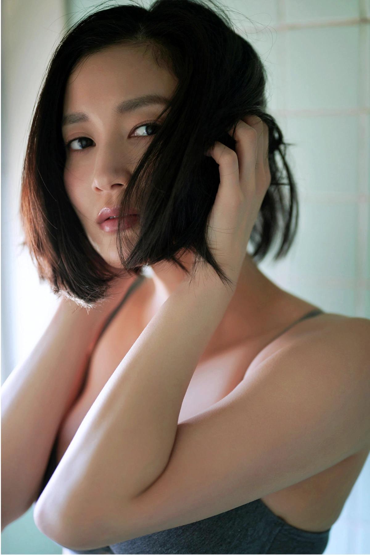 Arisa Deguchi 出口亜梨沙, 週刊現代デジタル写真集 「色めく昼下がり」 Set.02(21)