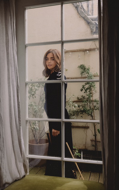 Jenna Coleman - Page 3 74jWrIWi_o