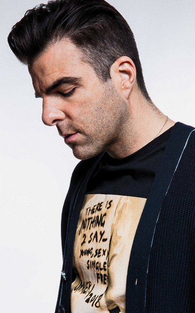 Zachary Quinto TUsmf7fl_o