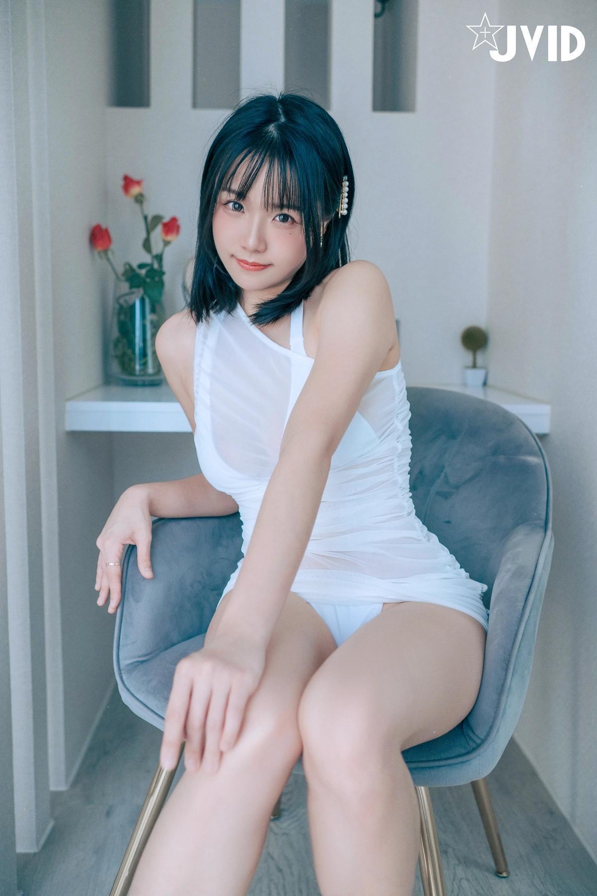 JVID Angela寶7 – 豪乳情婦の不倫旅行－寶七🫦跪舔肉棒的色色拜金萌妹🔥靈巧的舌頭舔來舔去😈 Set.02(12)