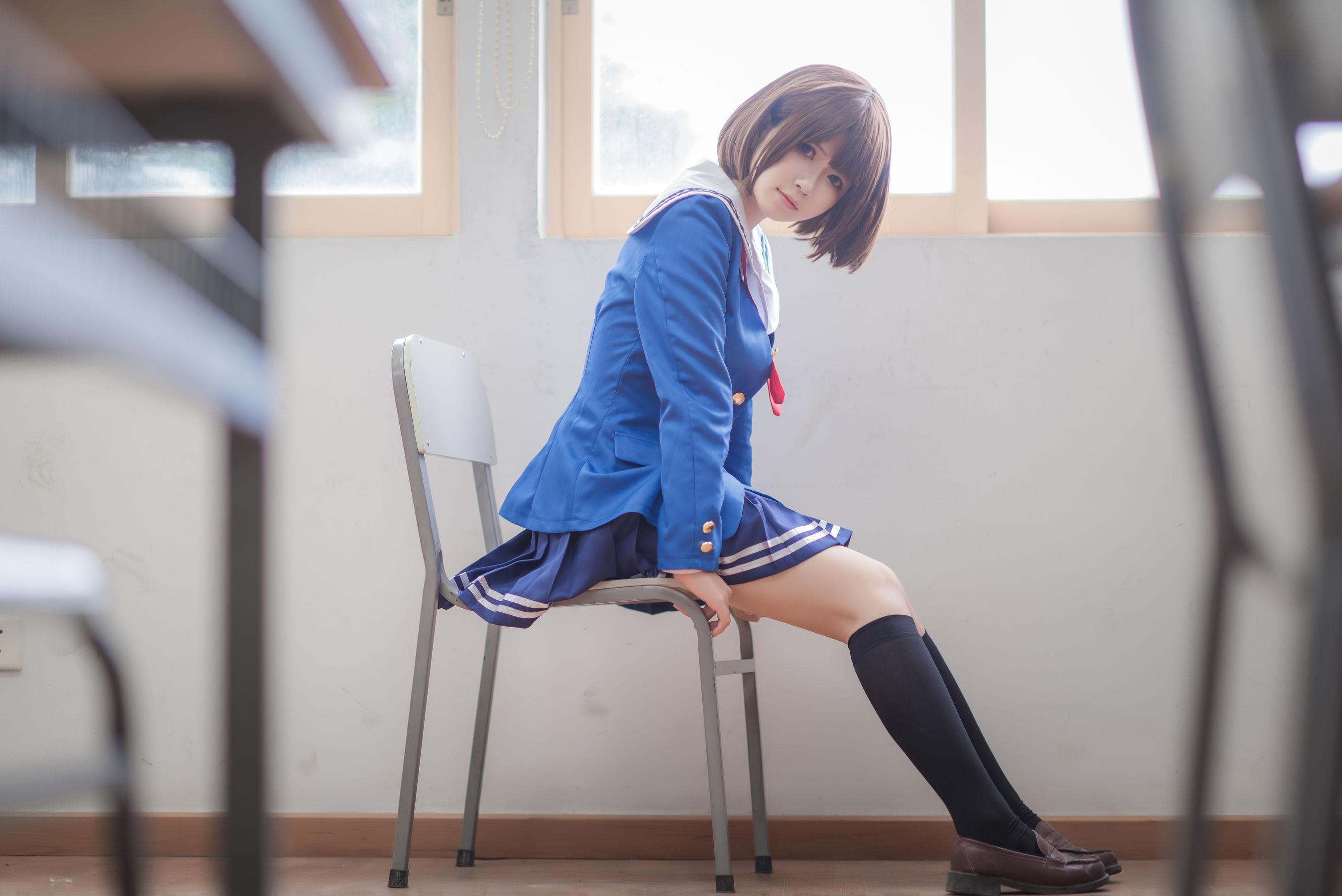 白金Saki 《校服》 [COSPLAY福利] 写真集(14)