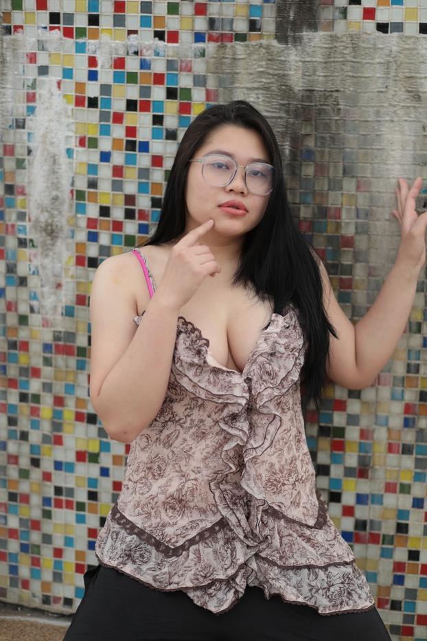 Beautiful chubby babe in glasses teases with her big boobs outdoors(18)