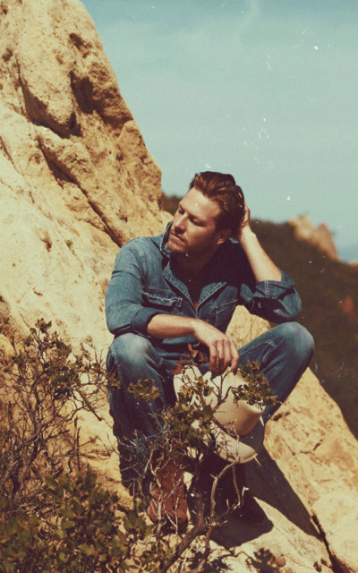 Luke Bracey SzAdGGq8_o