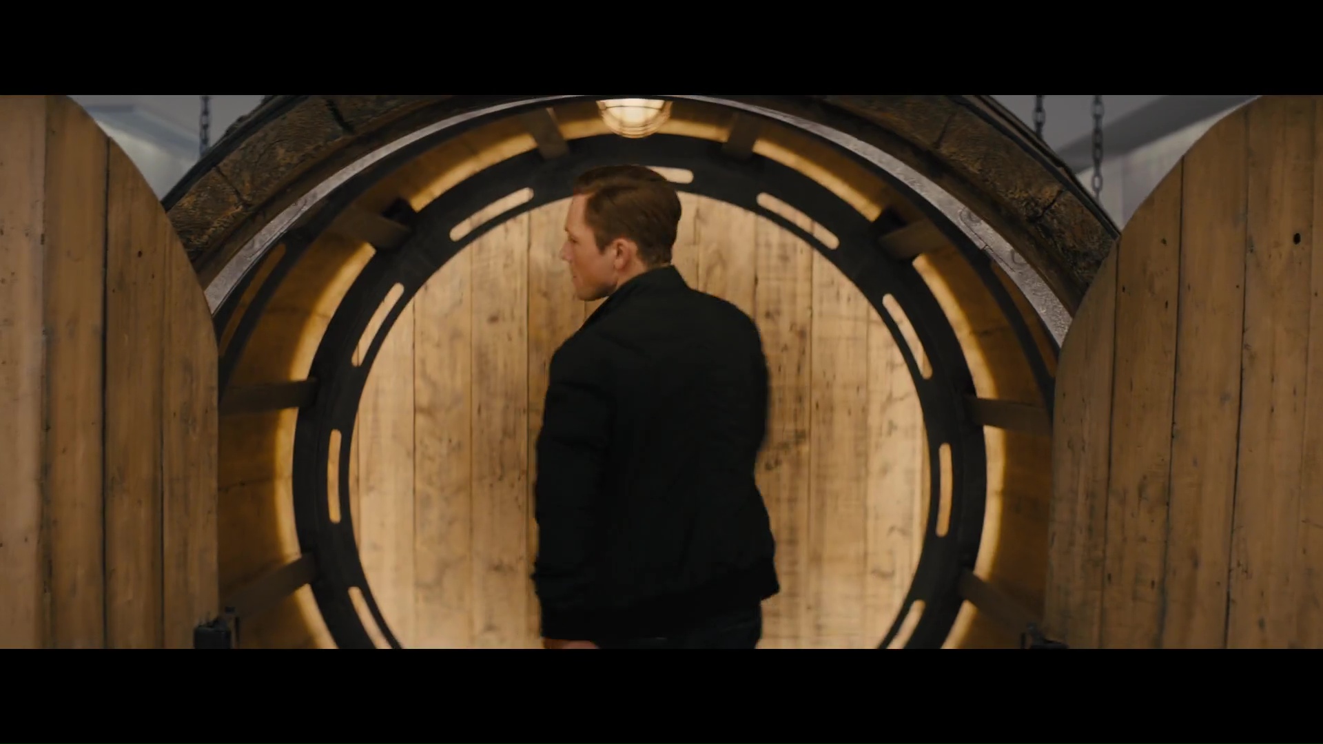 Kingsman El Circulo Dorado 1080p Lat-Cast-Ing 5.1 (2017) 7ghYxqSu_o