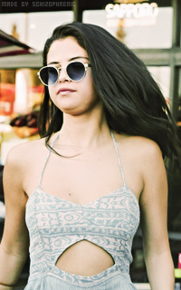 Selena Gomez I4HK59fw_o