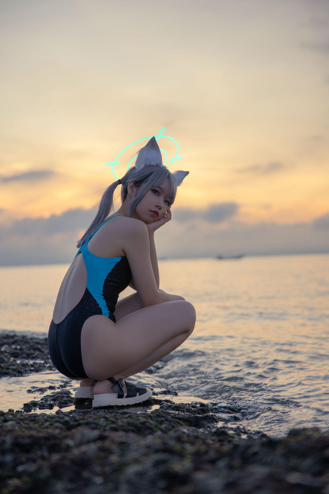 G44不会受伤 - Shiroko Sunaookami Swimsuit