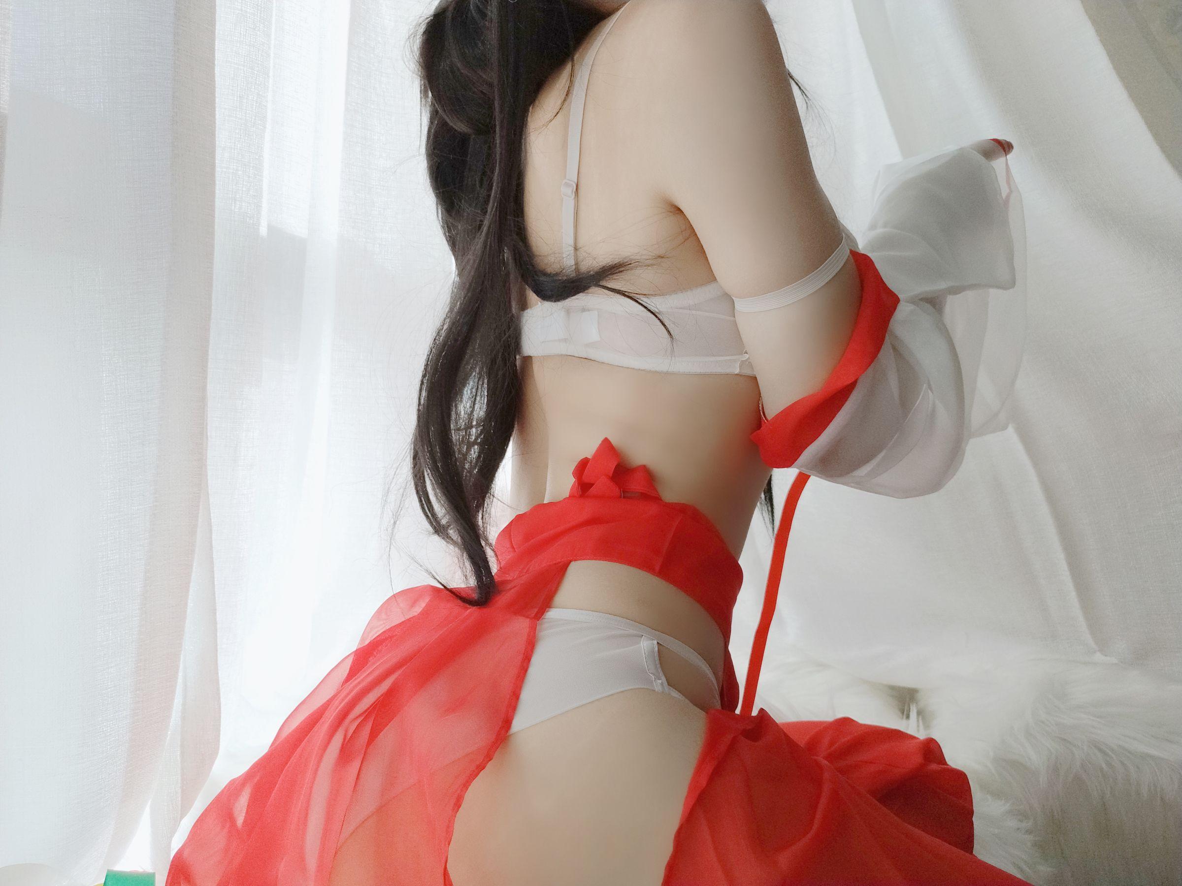 [网红COSER写真] 动漫博主小仓千代w – 巫女DLC 套图(23)