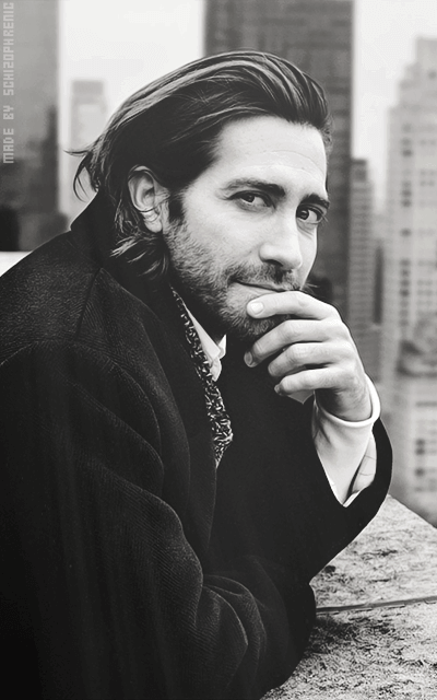 Jake Gyllenhaal - Page 5 MyDICAaq_o