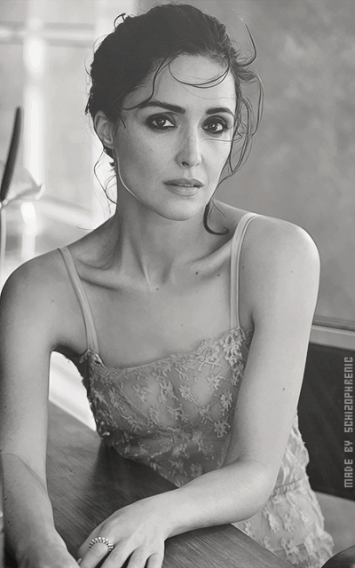 Rose Byrne EhWPM97H_o