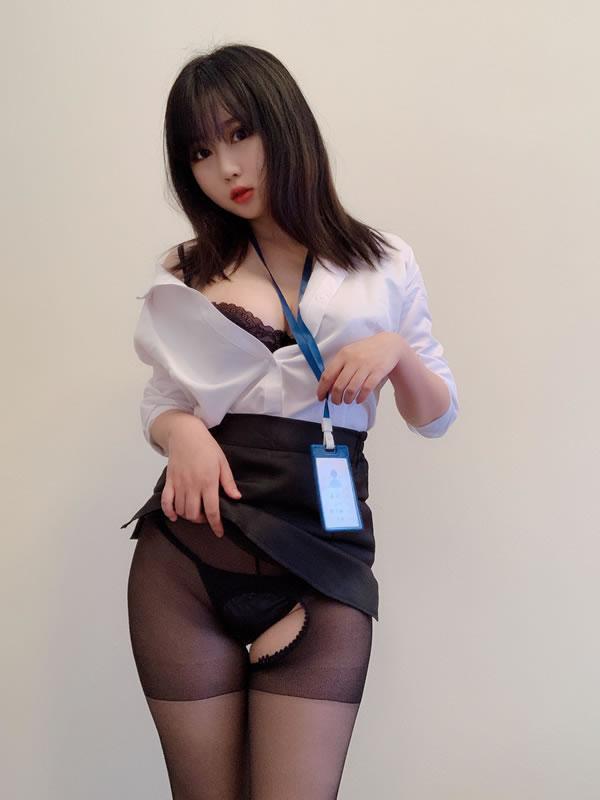 网红妹子是依酱吖NO.005黑丝制服(20)