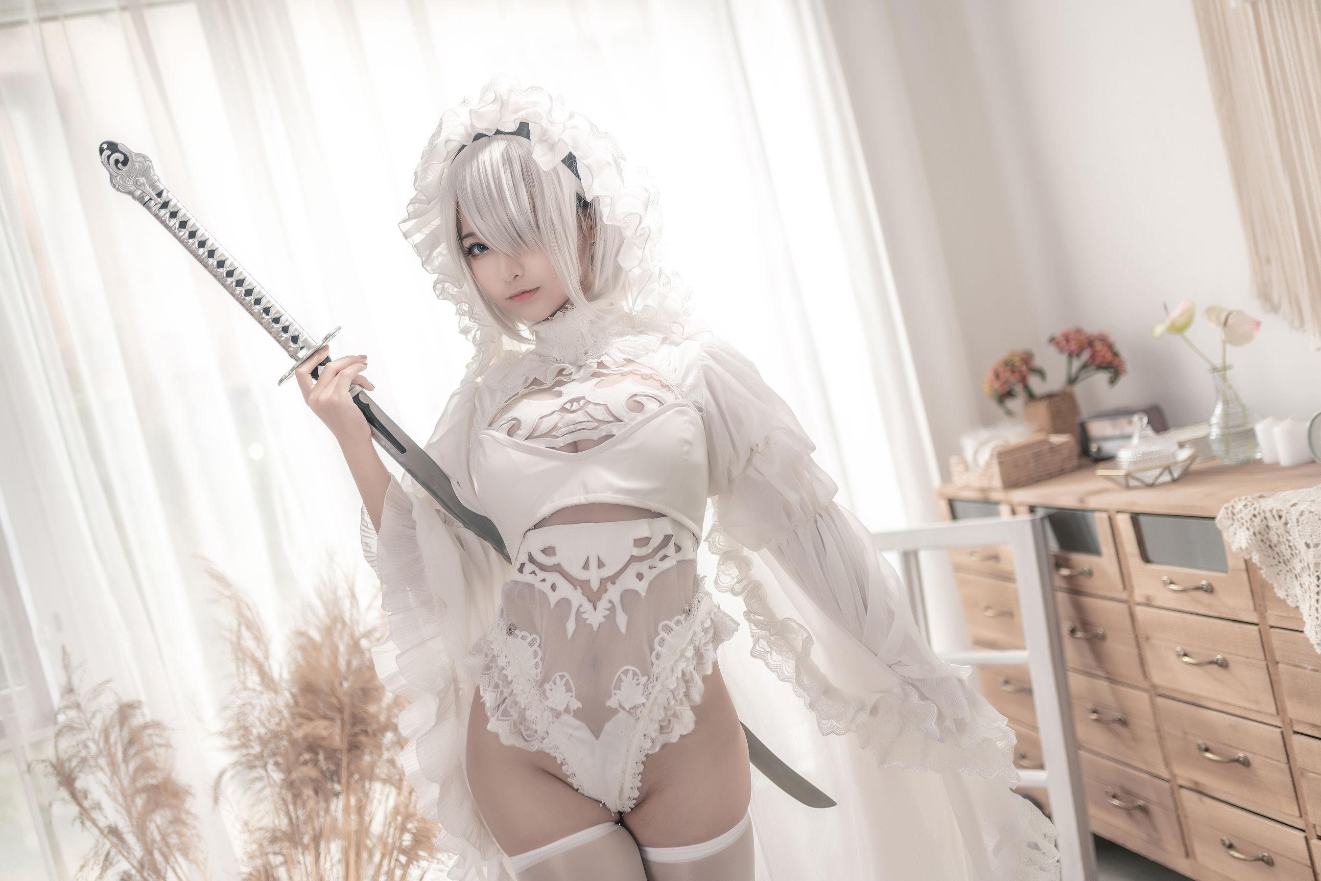 [Cosplay] 蠢沫沫 – 尼尔纪元 白花嫁 写真套图(11)