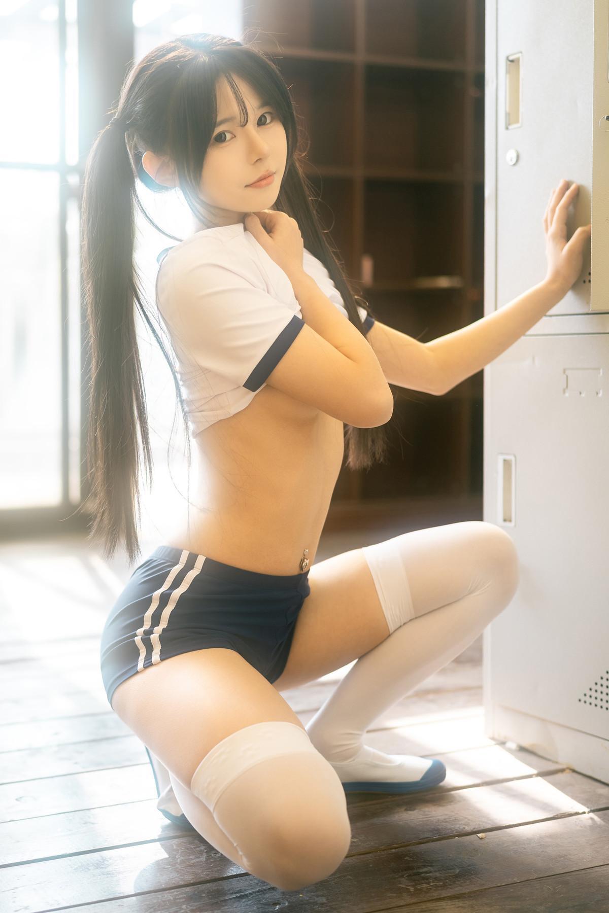 Cosplay Rua阮阮 春の更衣室-体操服(28)