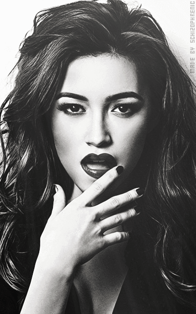 Christian Serratos ASD2W81y_o