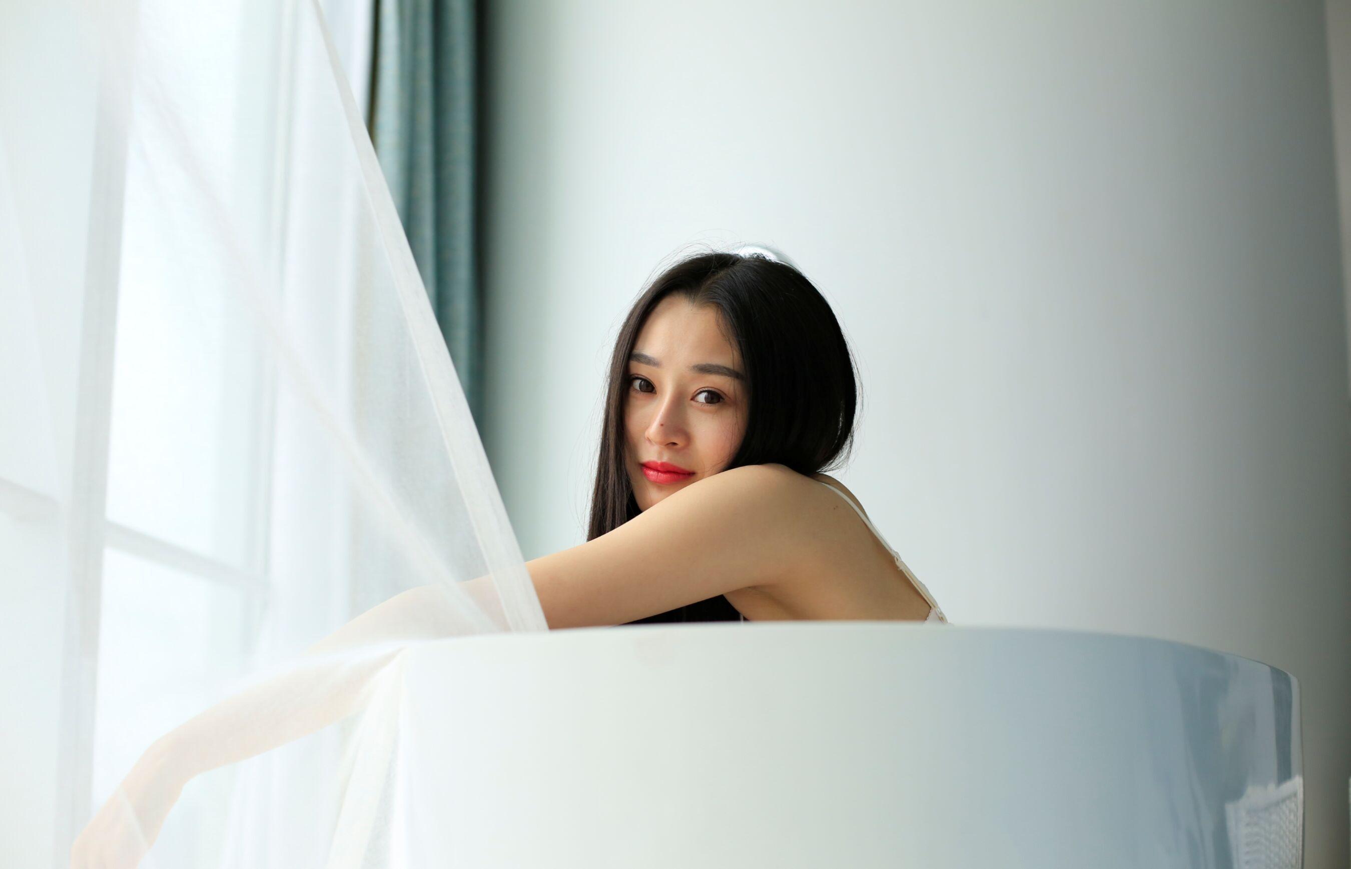 国模套图 素人私房流出(424)