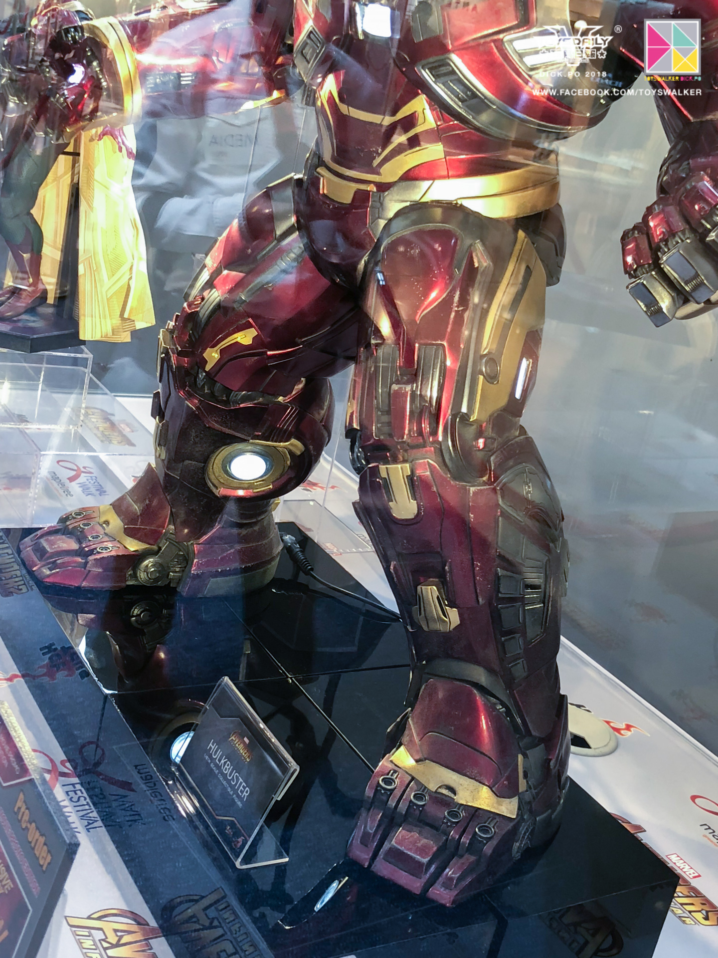 Exhibition Hot Toys : Avengers - Infinity Wars  7LvWzldO_o